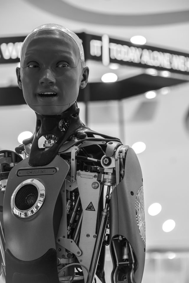 Inteligência Artificial Redefine o Mercado de Trabalho: e o Maior Desafio não é a Tecnologia
